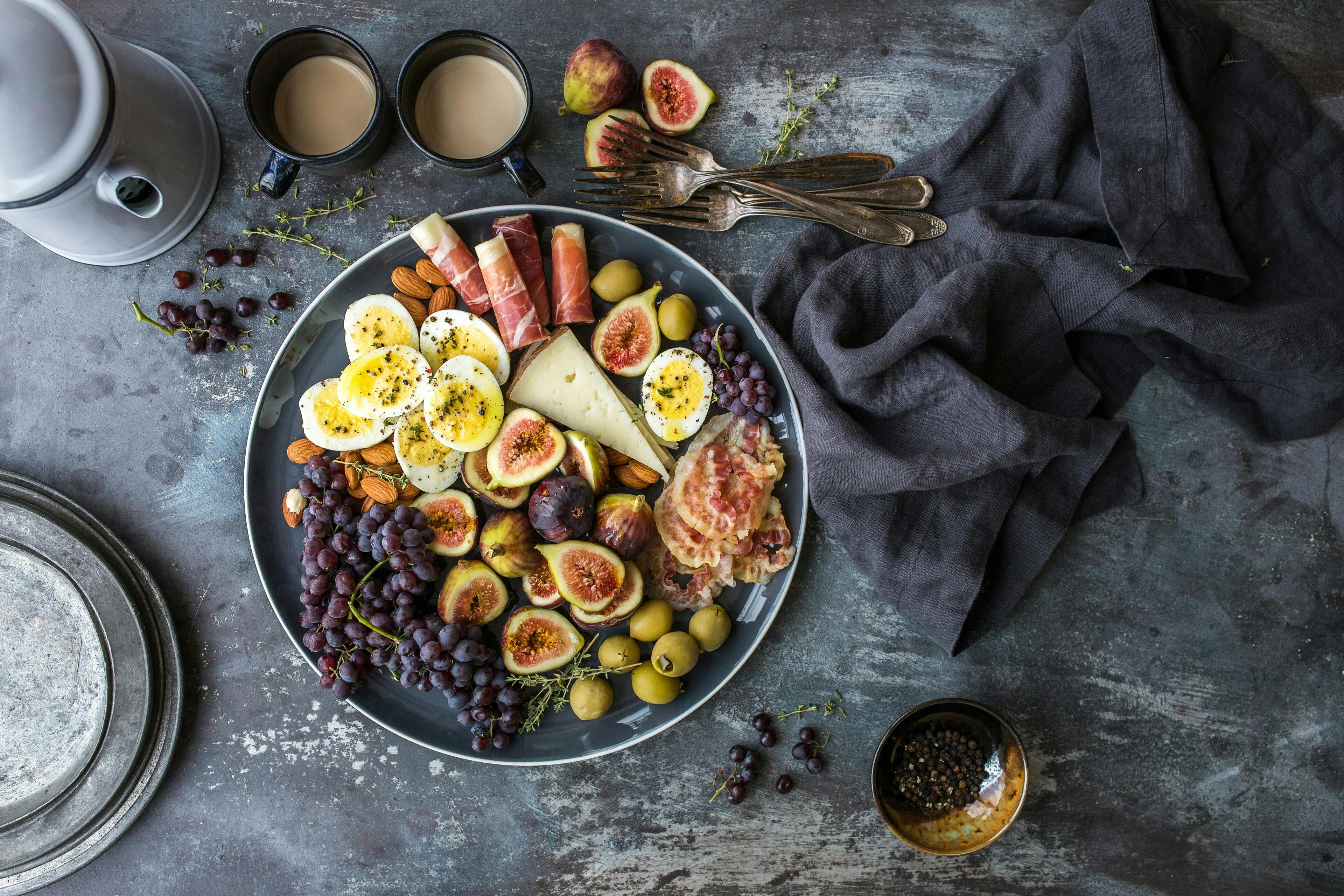 brunch food food presentation plate